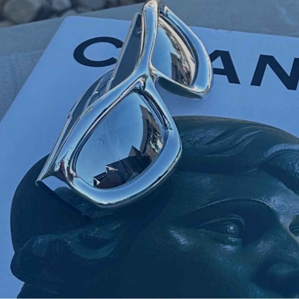 Stylish Silver Sunglasses